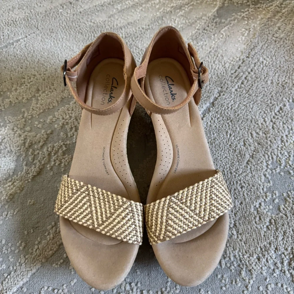 Clarks Rose Ease Ankle Strap Espadrille Platform Wedge Sandals nuetral tan 10